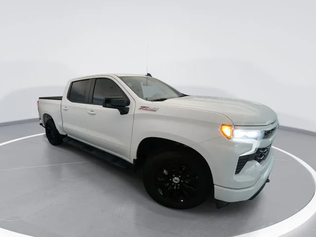 Used 2023 White Chevrolet RST image 1