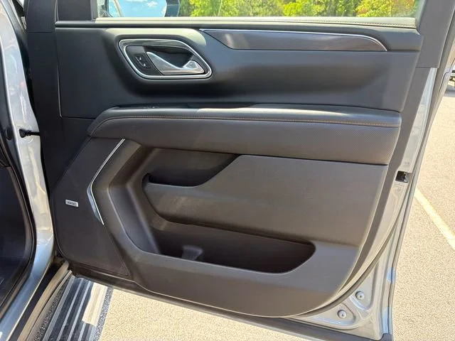 Used 2023 Sterling Metallic GMC AT4 image 14