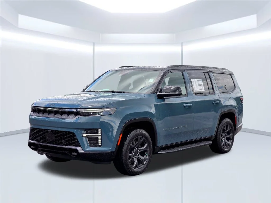 New 2026 Blue Jeep Upland image 2
