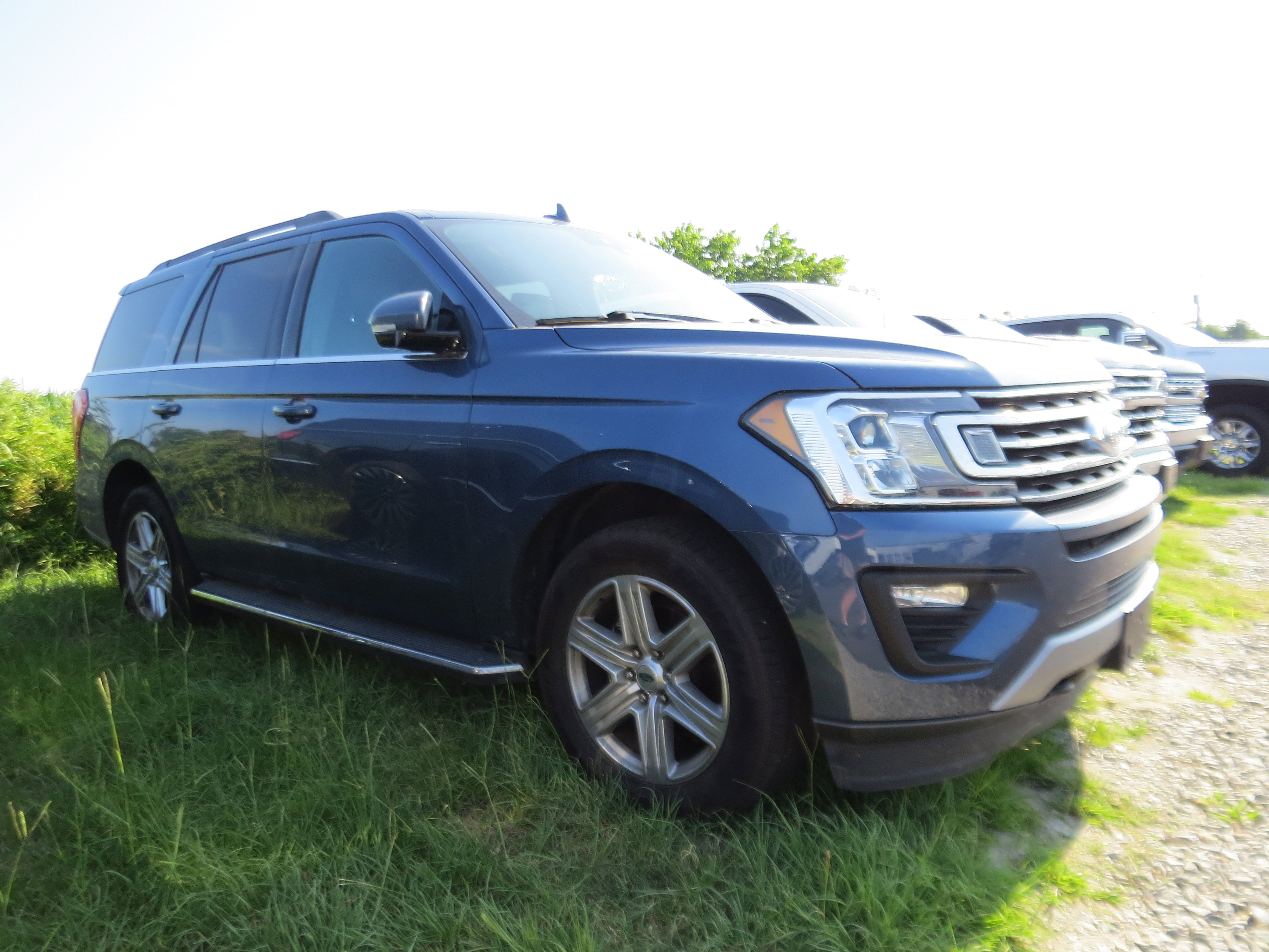 Used 2020  Ford XLT image 1