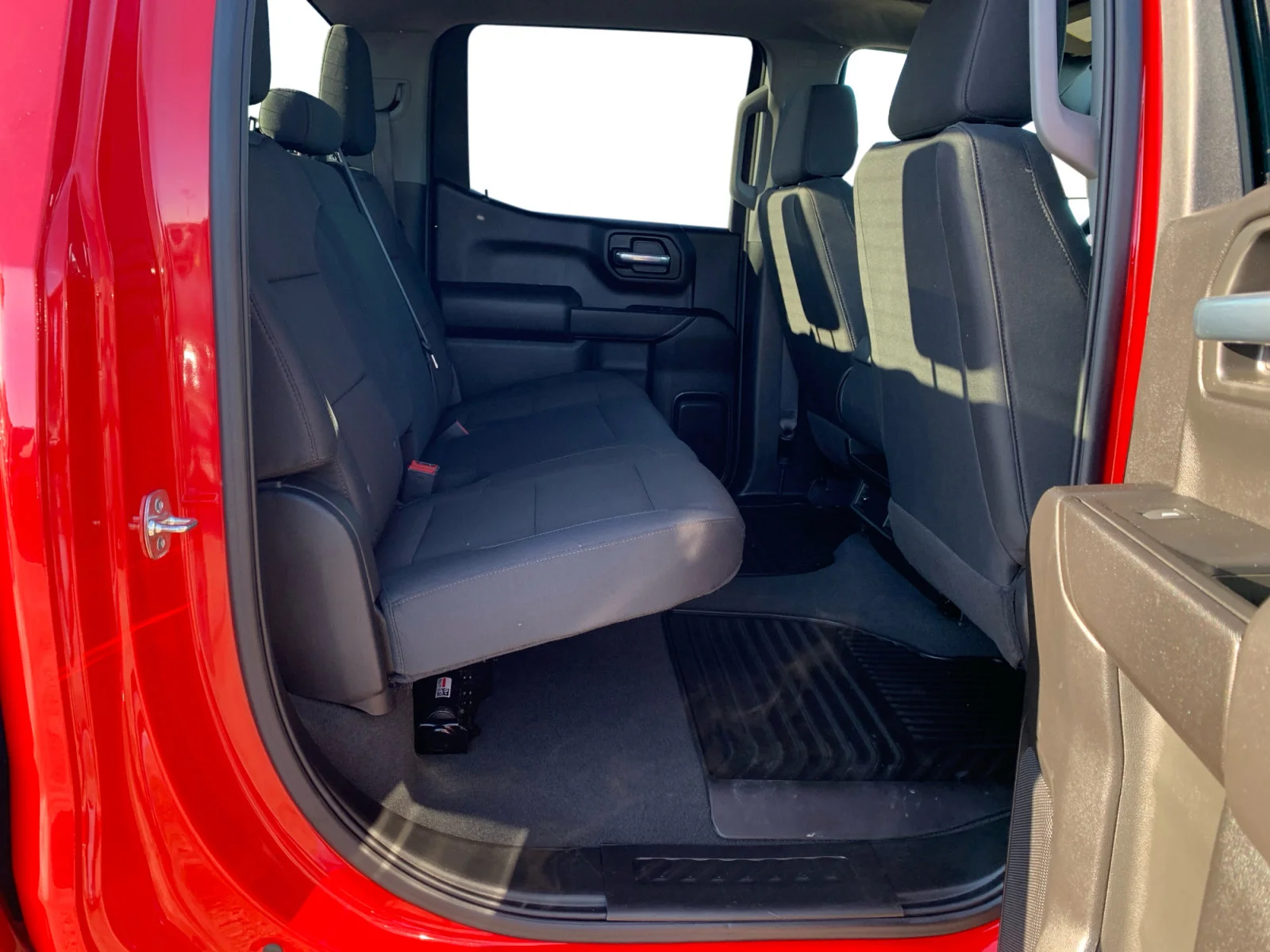 Used 2025 Cardinal Red GMC Pro image 18