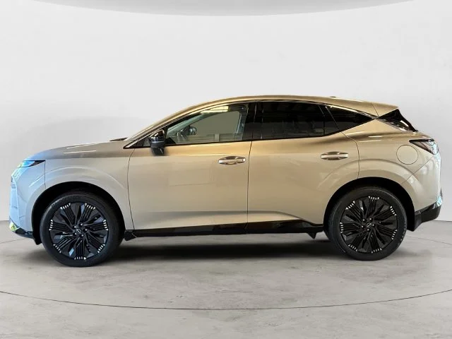 New 2027 Silver Nissan Platinum image 2