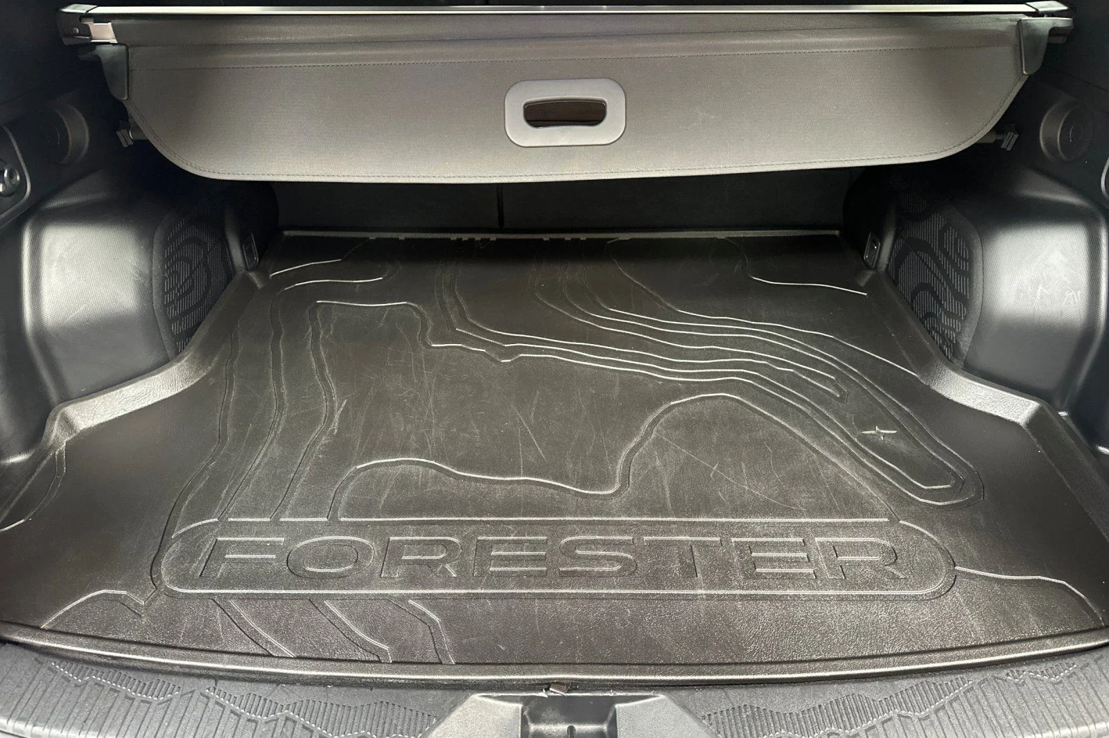 Certified Used 2025 Gray Subaru Premium image 20