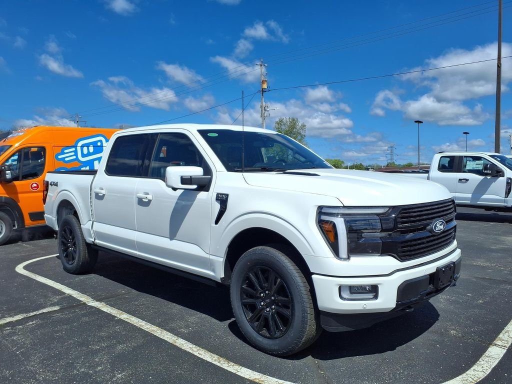 New 2026 Star White Metallic Tri-Coat Ford Platinum® image 5