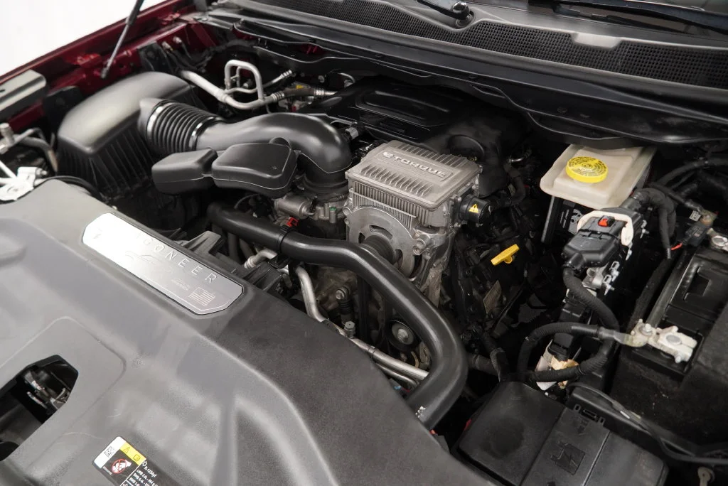 Used 2022 Red Jeep Series II image 47