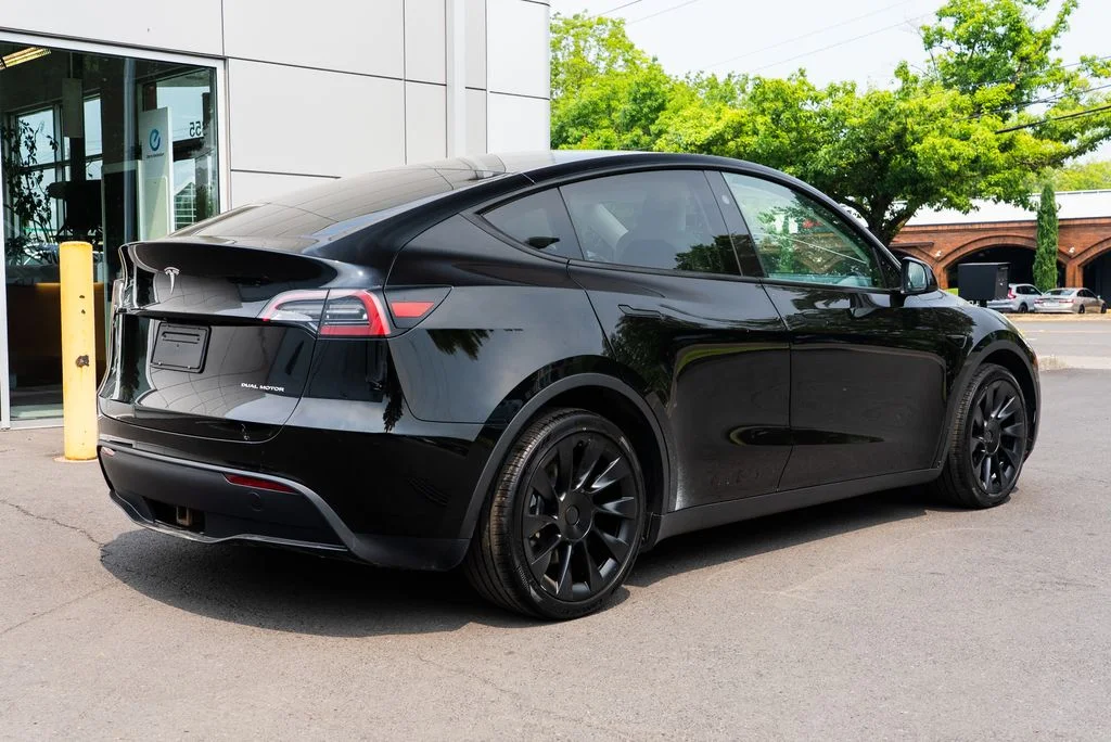 Used 2023 Black Tesla Long Range image 6