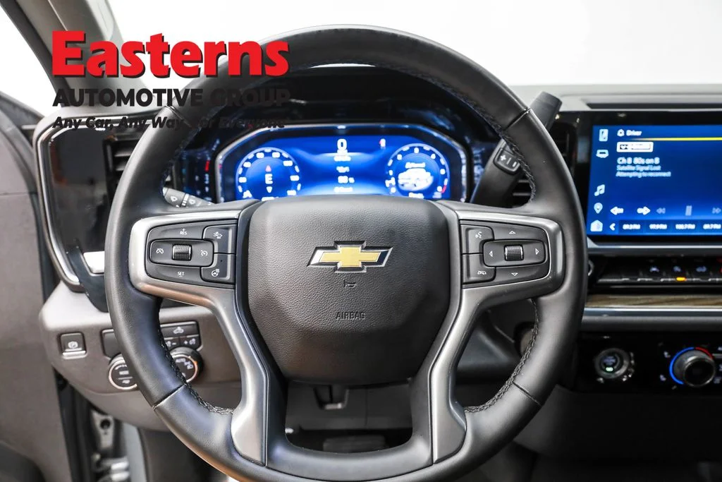 Used 2024 Gray Chevrolet LT image 9