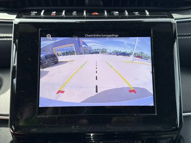 New 2026 White Jeep Laredo X image 27