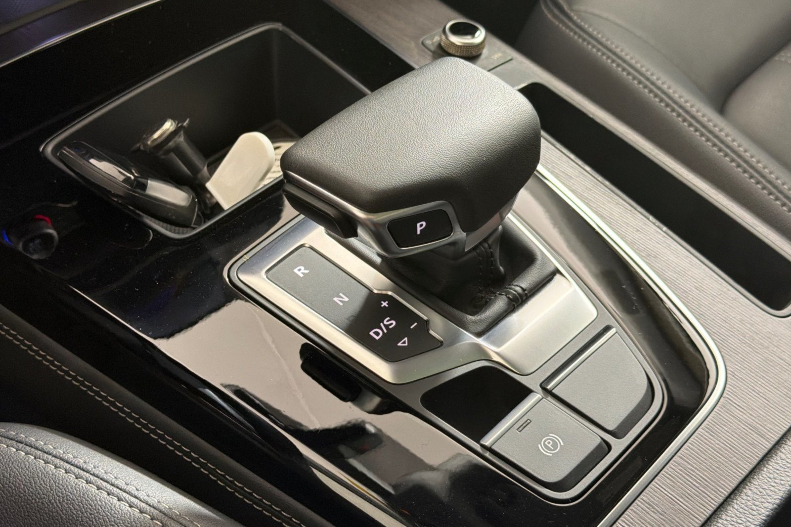 Used 2023 Manhattan Gray Metallic Audi Premium Plus 40 TFSI quattro image 19