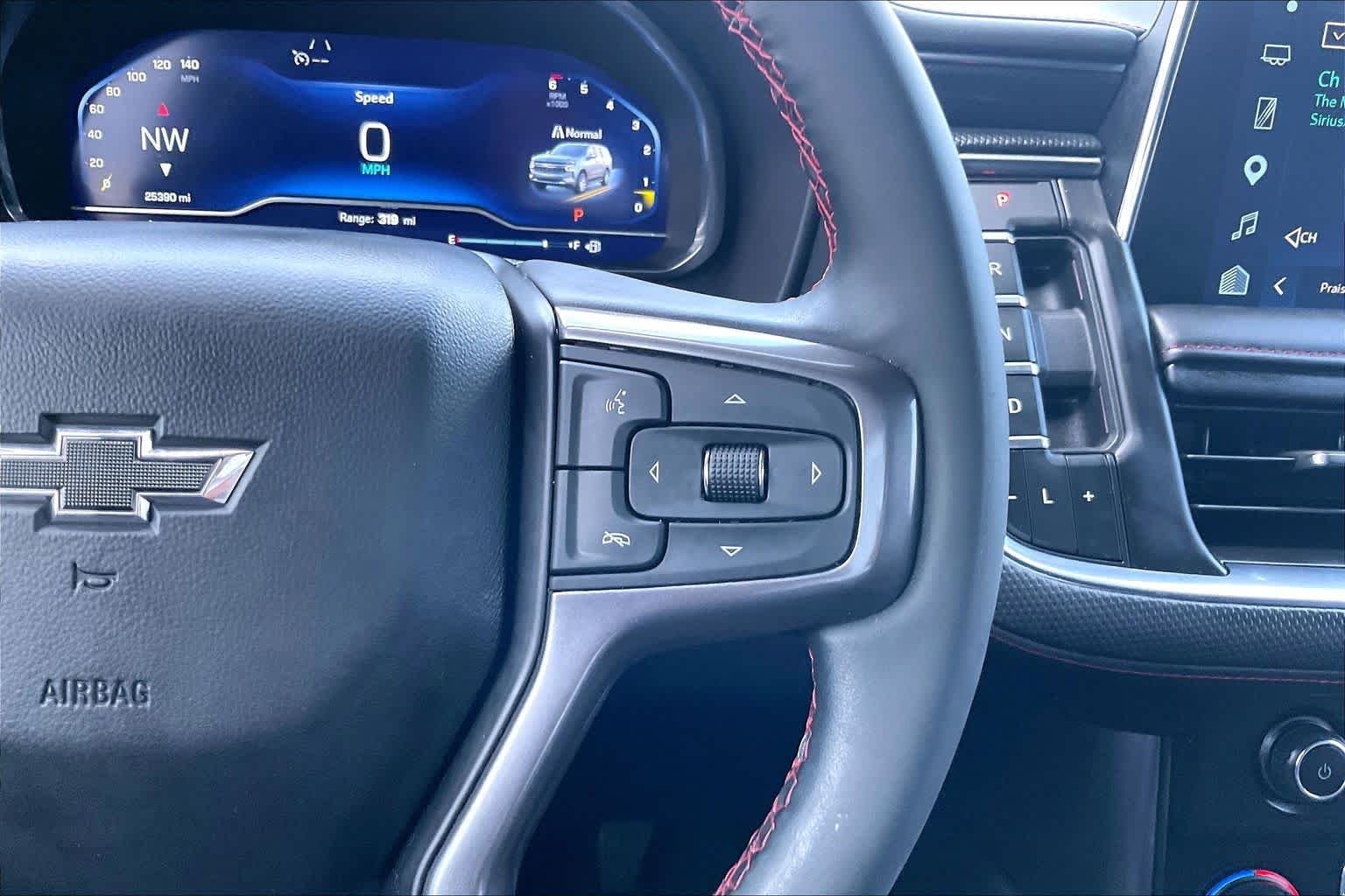 2024 Chevrolet Suburban RST - Photo 24