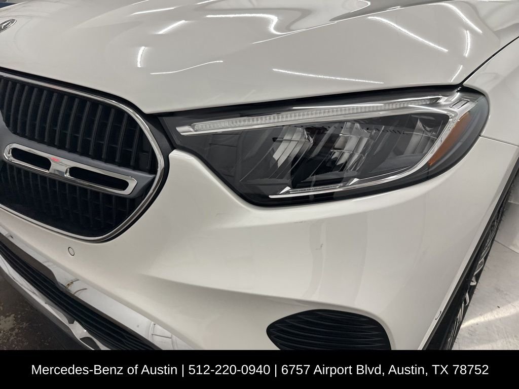 Certified Used 2026 White Mercedes-Benz GLC 300 image 32