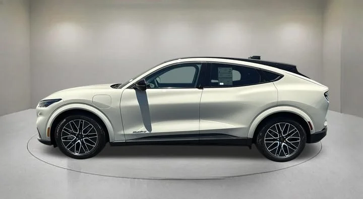 Certified Used 2025 Tan Ford Premium image 5