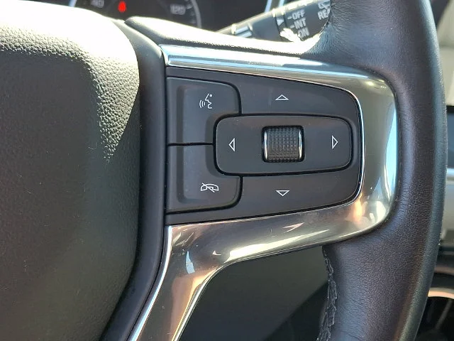 Used 2022 Gray Chevrolet LT image 21