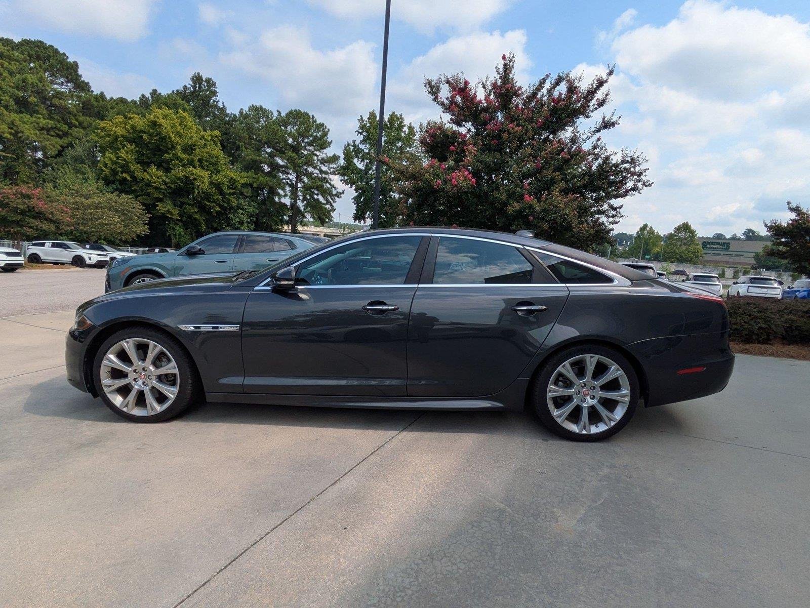 Used 2019 Carpathian Grey Premium Metallic Jaguar XJ R-Sport image 6