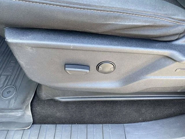 Used 2022 Gray Ford XLT image 18