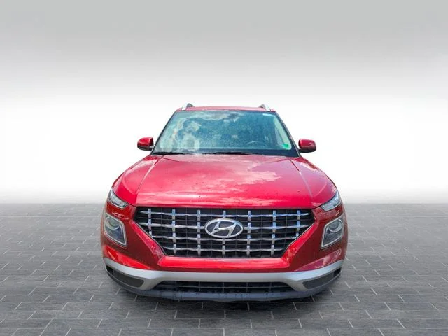 Used 2024 Red Hyundai SEL image 2