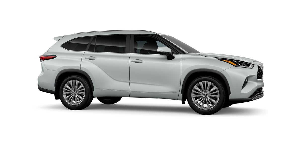 New 2026 Wind Chill Pearl Toyota Hybrid Platinum image 13