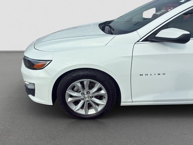 Used 2024 Summit White Chevrolet 1LT image 10