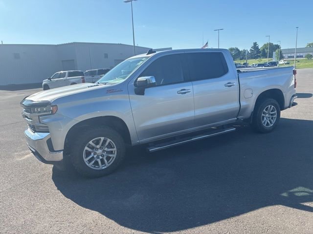 Used 2020 Chevrolet Silverado 1500 LT with VIN 3GCUYDET5LG215586 for sale in Kansas City