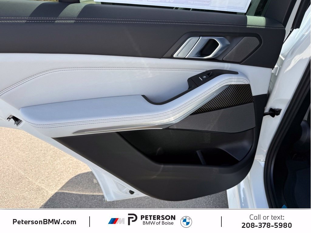 New 2026 Alpine White BMW M60i image 20