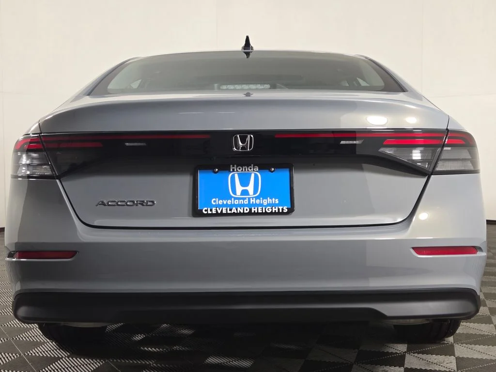 New 2026 Urban Gray Pearl Honda SE image 10