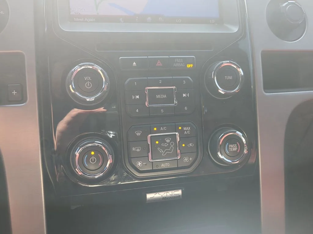 Used 2013 White Ford Limited image 30