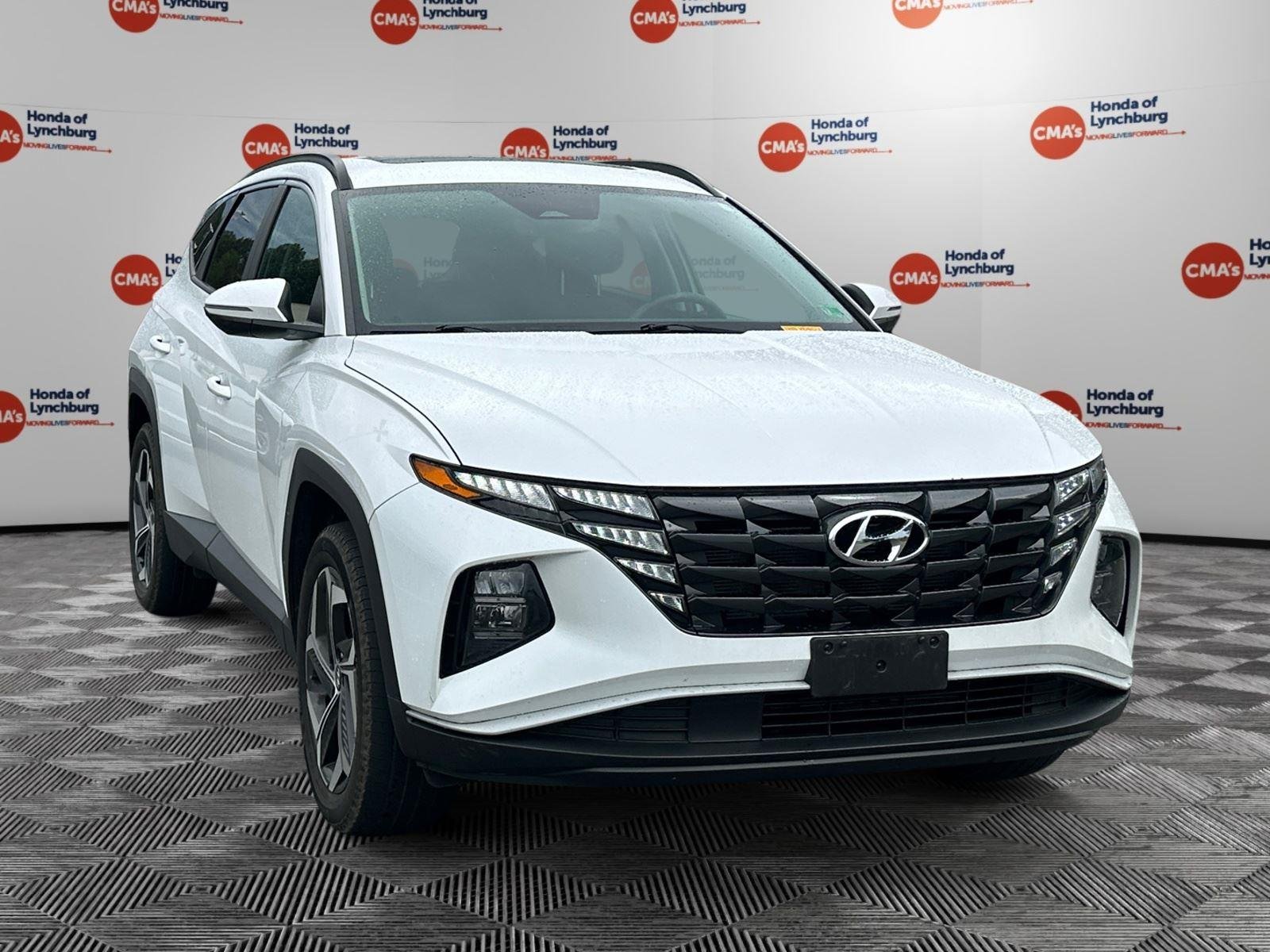Used 2022 Quartz White Hyundai SEL image 7