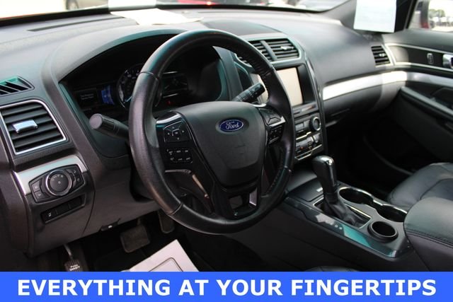 Used 2016 Ruby Red Metallic Ford XLT image 2