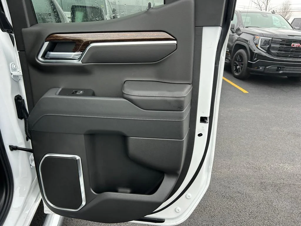New 2026 Summit White GMC SLE image 16