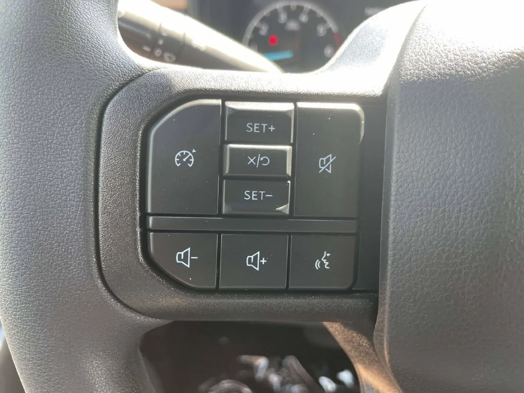 New 2027 White Ford XLT image 23
