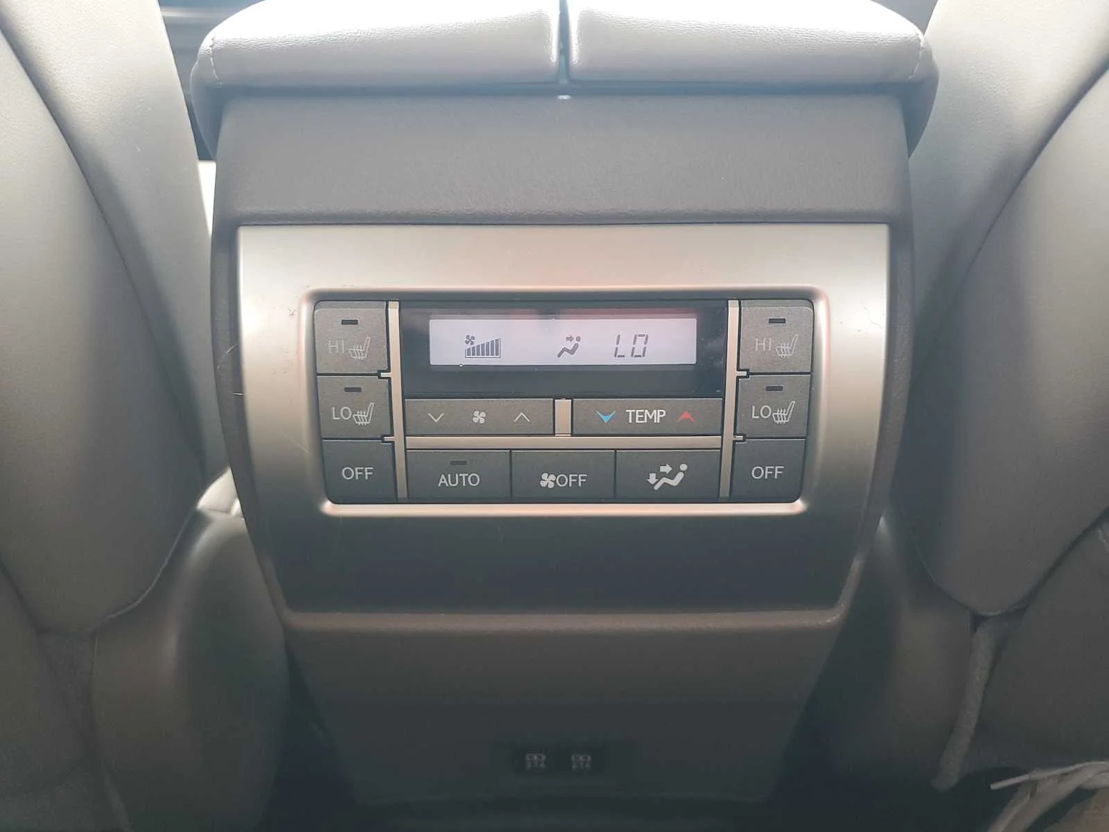 Used 2020  Lexus GX 460 Premium image 21