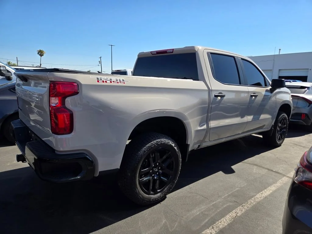 Used 2026 White Sands Chevrolet Custom Trail Boss image 2