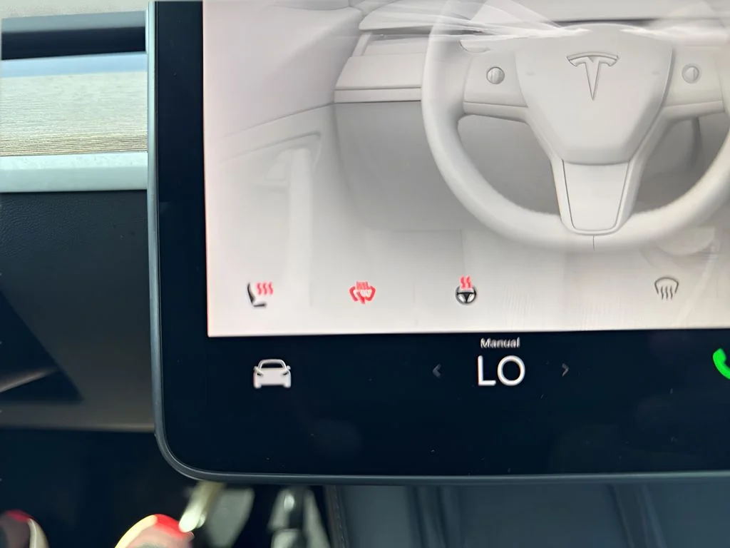 Used 2023 White Tesla Long Range image 23