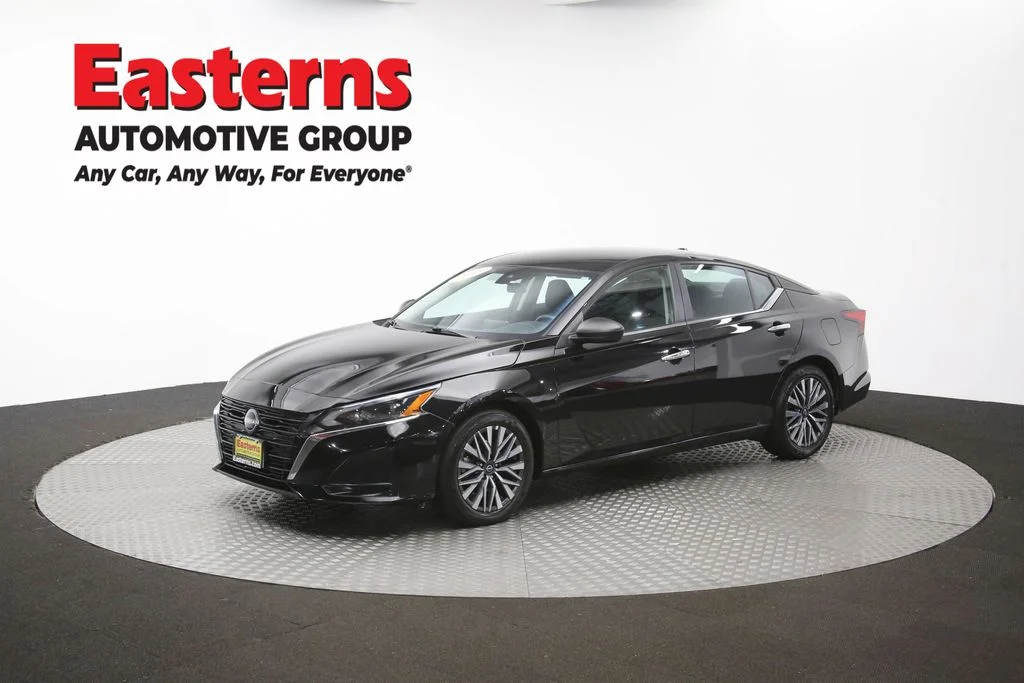 Used 2025 Black Nissan 2.5 SV image 54