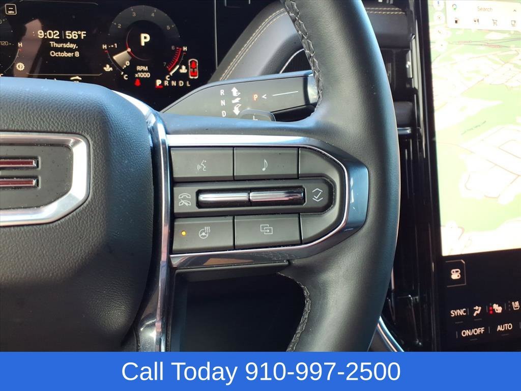 Used 2025 Onyx Black GMC Elevation image 28