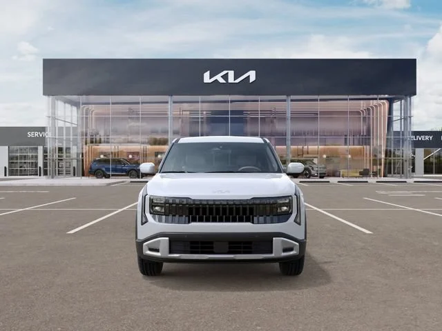 New 2027 Snow White Pearl Kia LX image 2