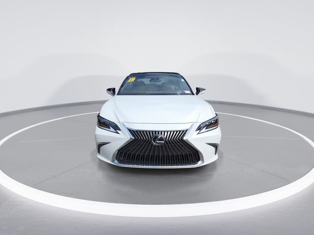 Used 2019 White Lexus 350 Luxury image 3