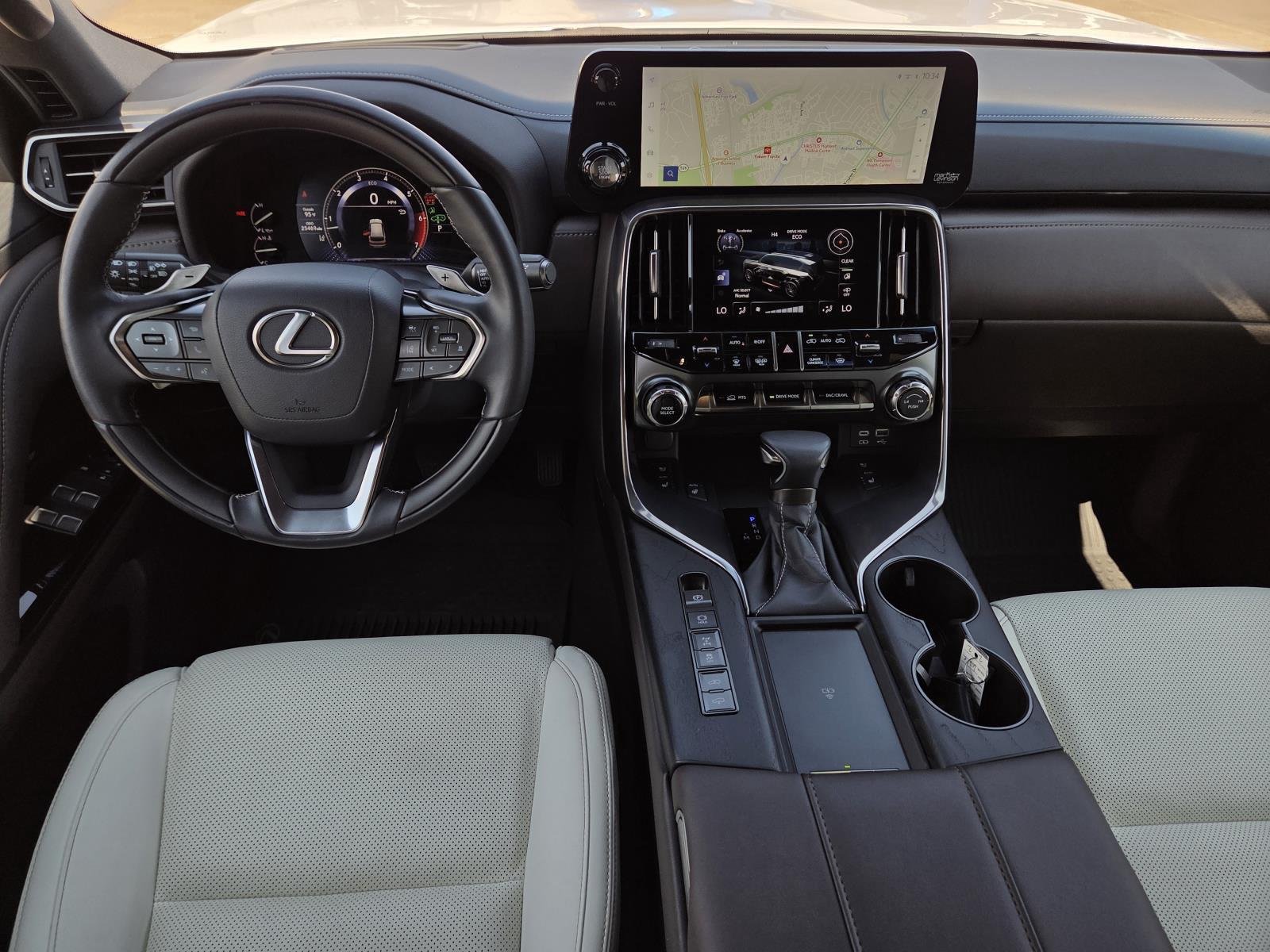 Used 2023 Eminent White Pearl Lexus LX 600 Luxury image 13