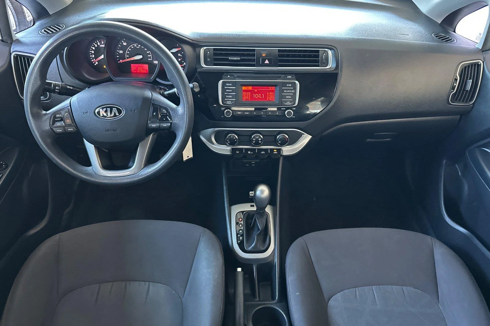 Used 2017 Clear White Kia LX image 13