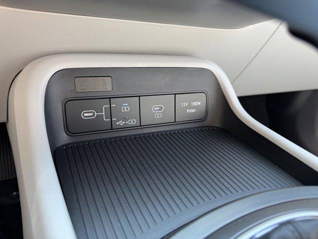 2026 Hyundai Kona SE - Photo 39