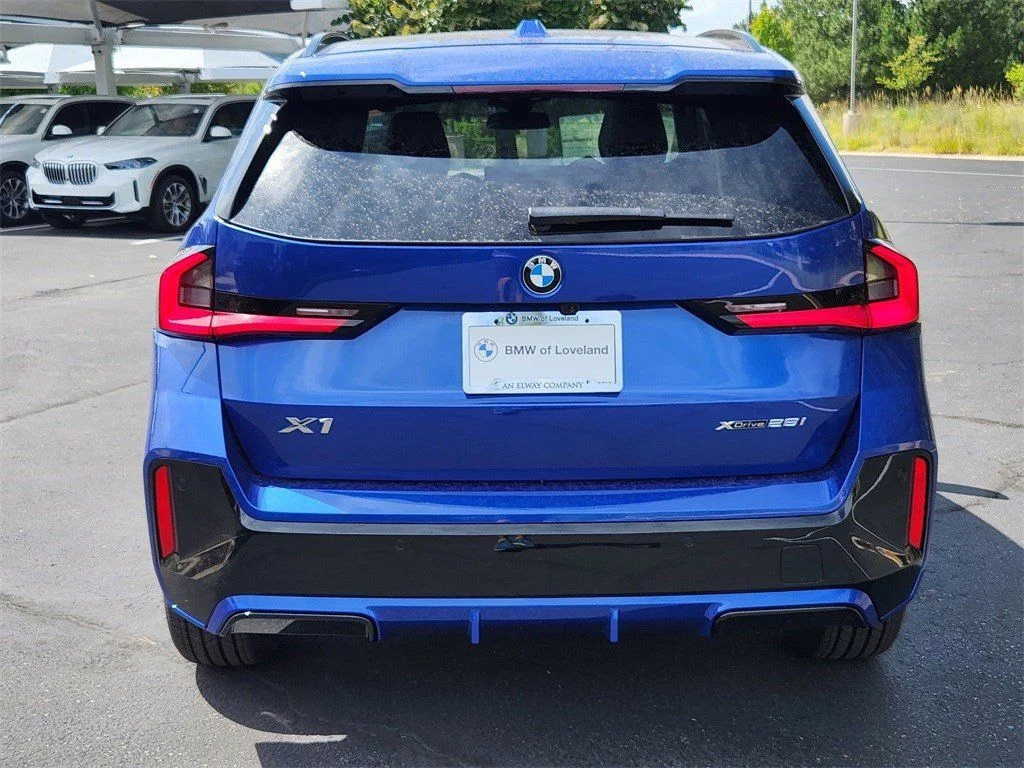 Certified Used 2026 Portimao Blue Metallic BMW xDrive28i image 4