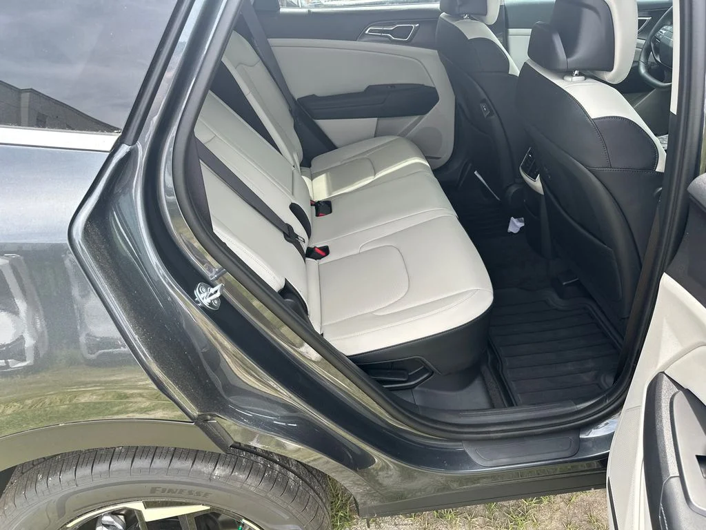 New 2026 Gray Kia EX image 15