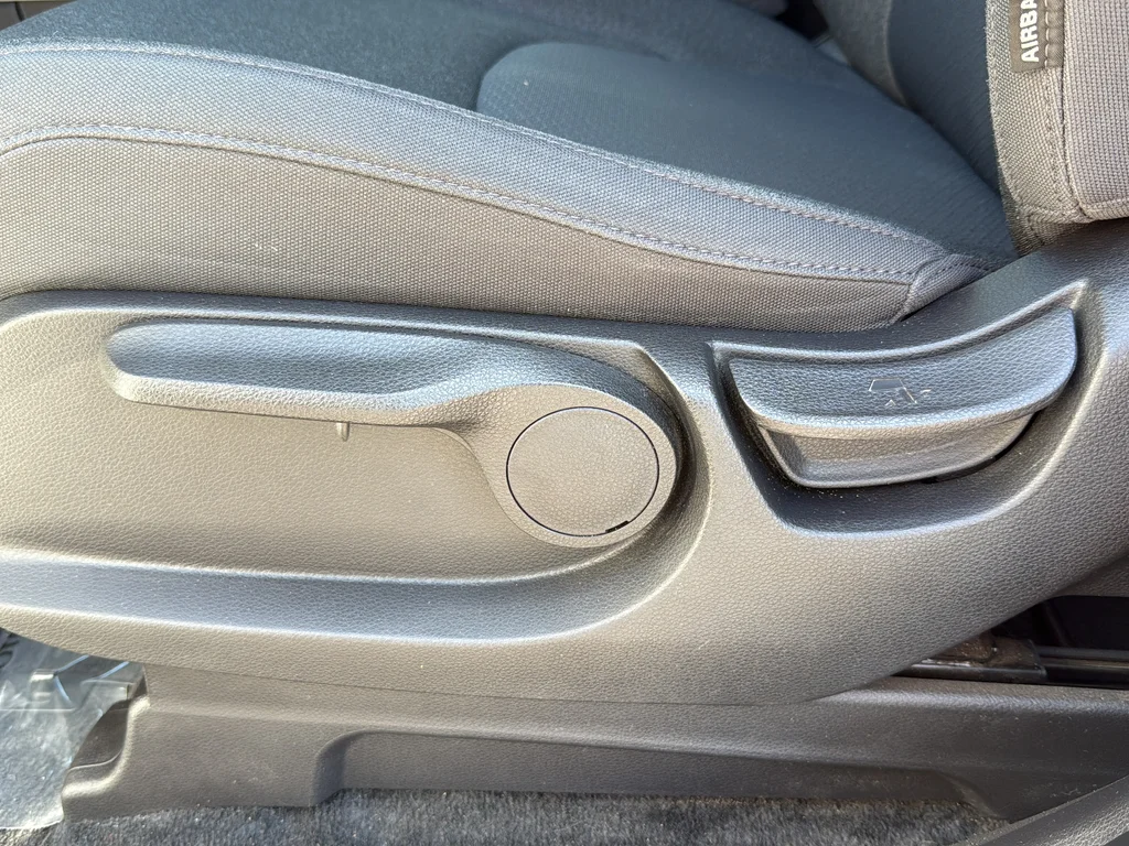 Used 2024 White Kia LX image 14