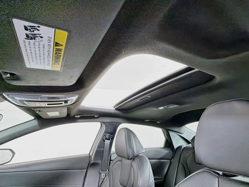 New 2026 Serenity White Hyundai SEL Sport Plus image 21