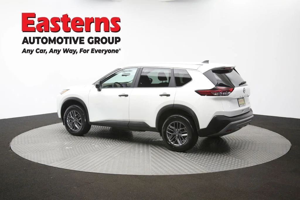 Used 2023 White Nissan S image 64