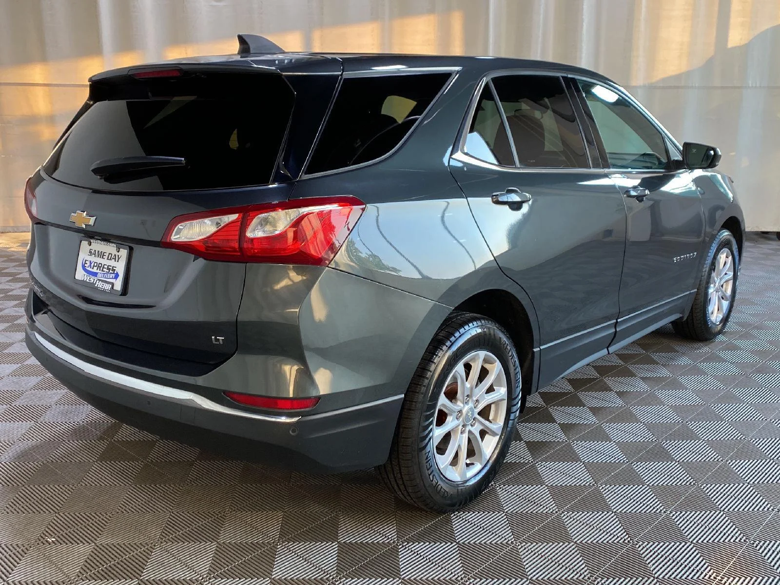 Used 2020 Nightfall Gray Metallic Chevrolet LT image 11