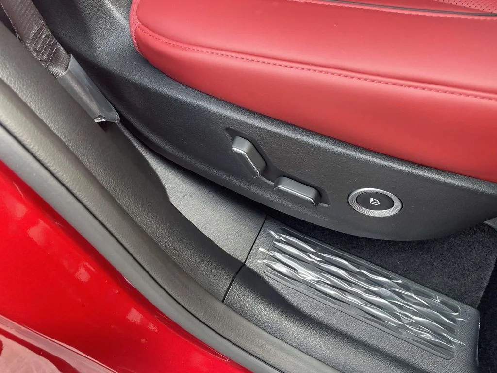 New 2026 Red Genesis 3.5T e-SC image 27
