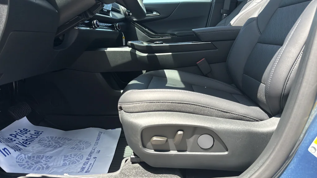 New 2027 Lakeshore Blue Metallic Chevrolet AWD LT image 24