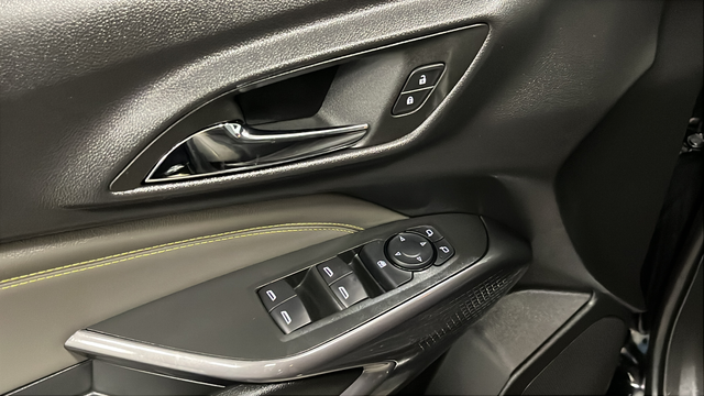 Used 2025 Mosaic Black Metallic Chevrolet ACTIV image 22