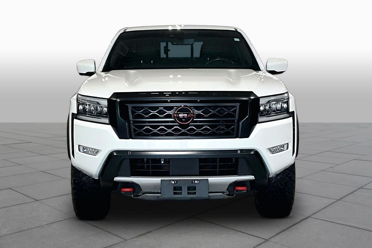 Used 2024 Glacier White Nissan PRO-4X image 4